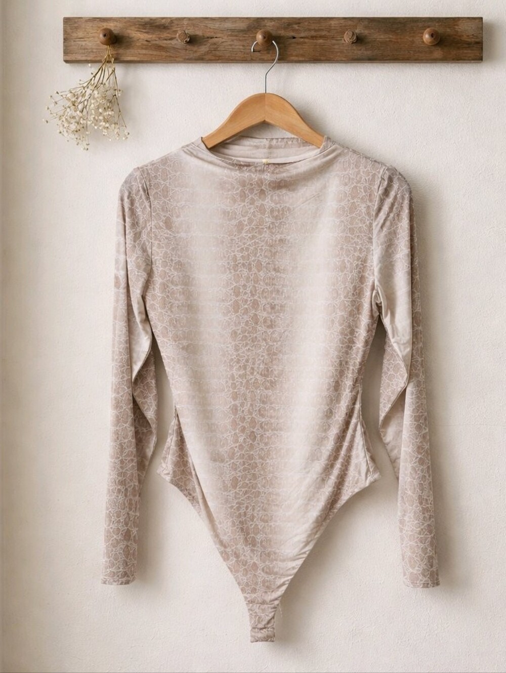 NAKED WARDROBE NWT Long-Sleeve Bodysuit - Neutral Crocodile Print